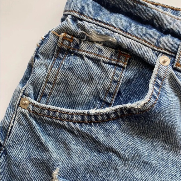 VERY Ripped Denim Shorts Size 10 - Picture 3 of 5